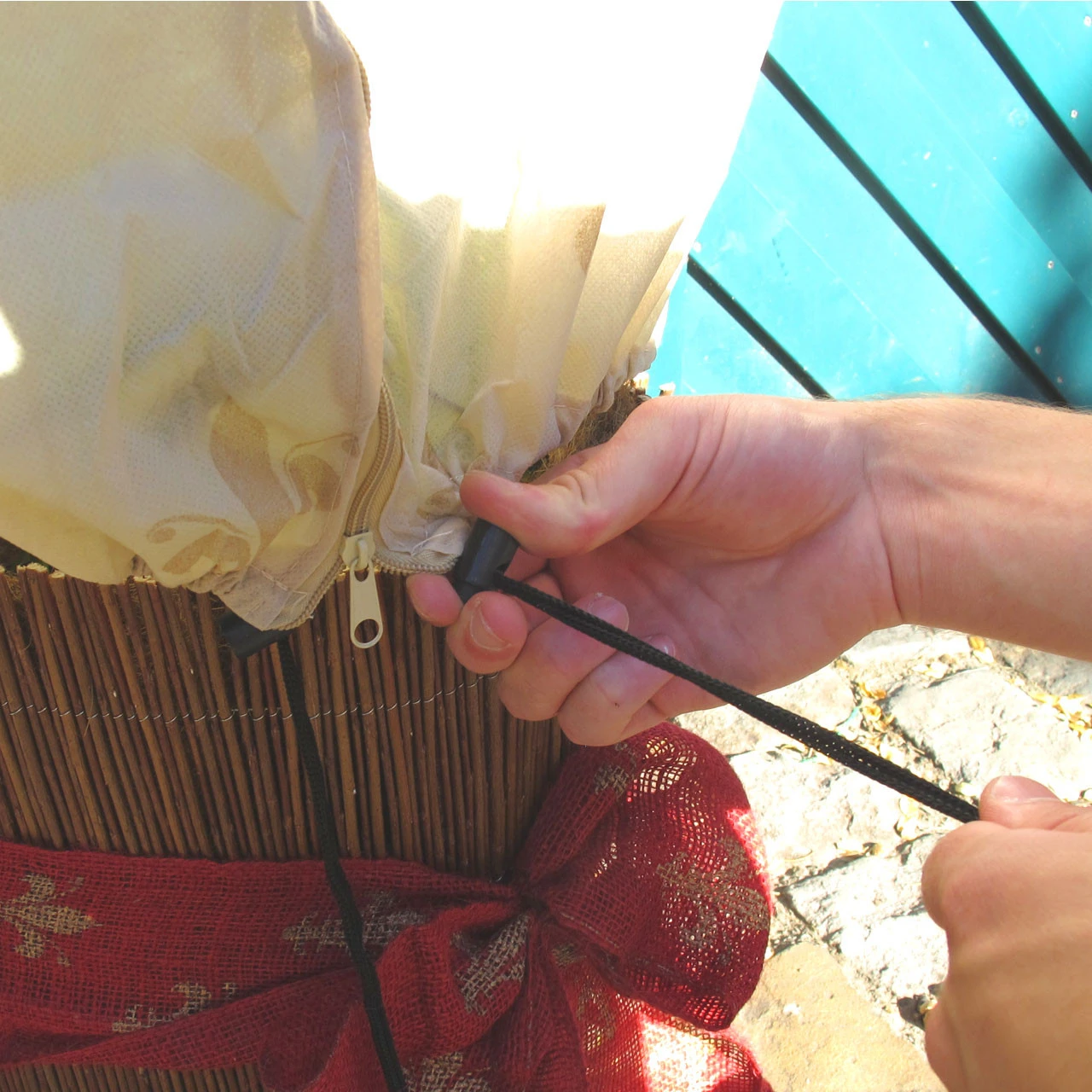 Winterschutz Vlieshaube "Sternchen" (Art.Nr. Vi29277) 4 Winterschutz Vlieshaube "Sternchen" (Art.Nr. Vi29277) – Bild 4